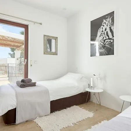Nils - Santa Eulalia Villa *